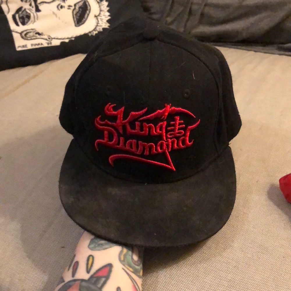King diamond hat